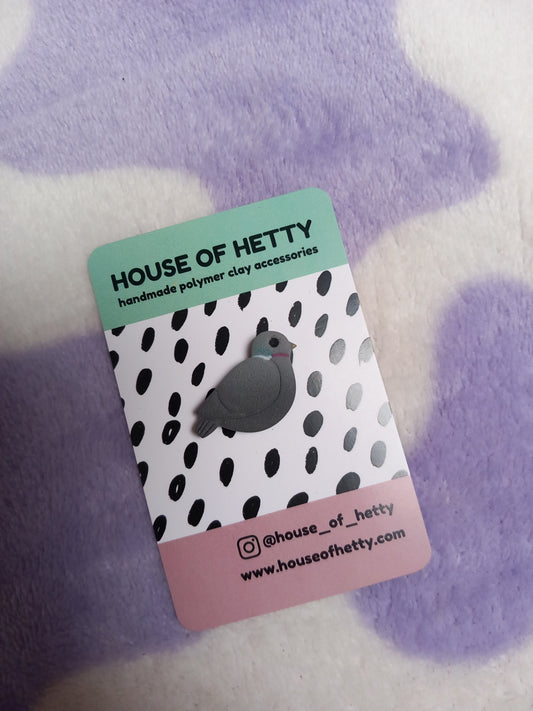 Cute pigeon pin badge