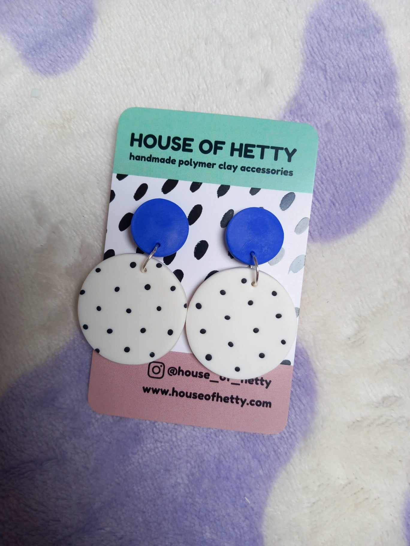 Spotty circle earrings