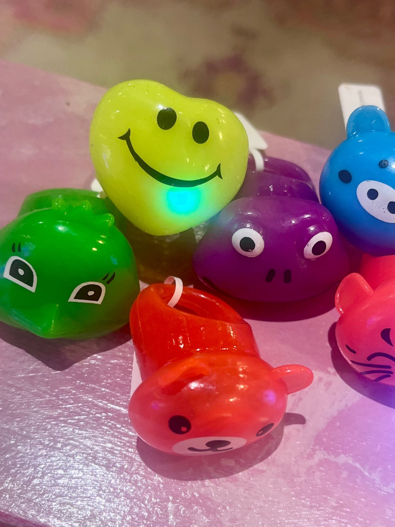 🐾 Light-Up Animal Rings – One Size