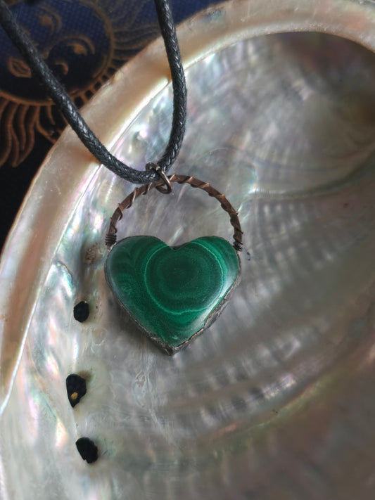 Malachite heart necklace 
