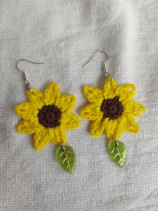 Sunflower crochet earrings with leaf beads