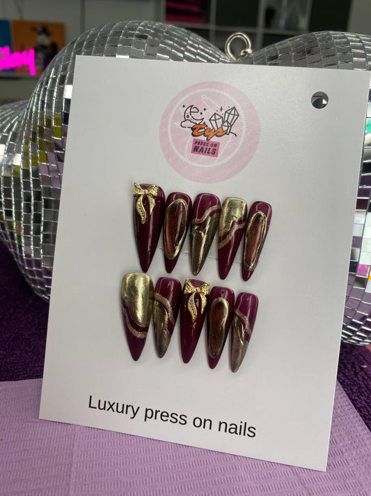 Cat Eye & Gold Burgundy