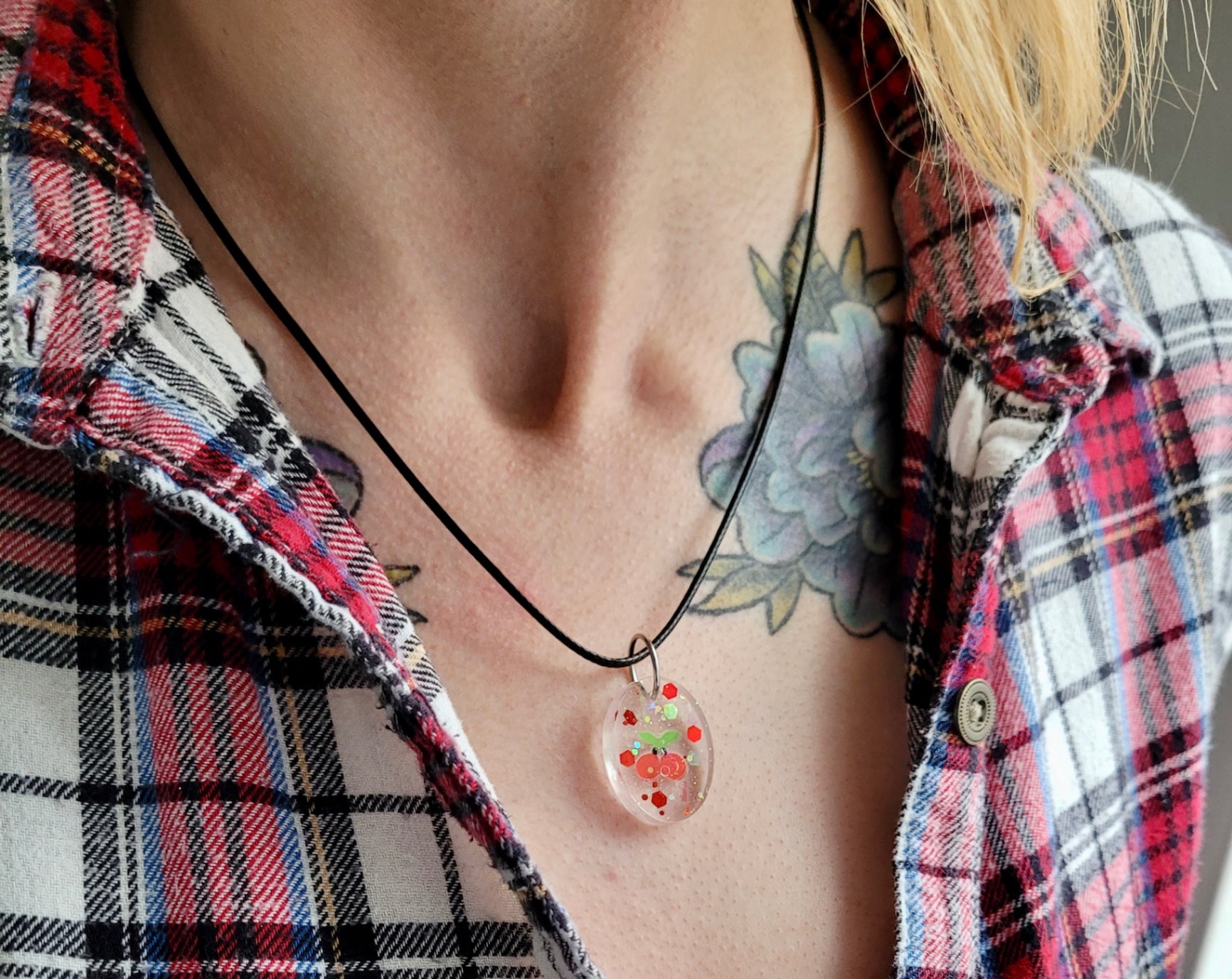 Cherry Glitter Oval Pendant Necklace - Black Cord 50 + 5cm 