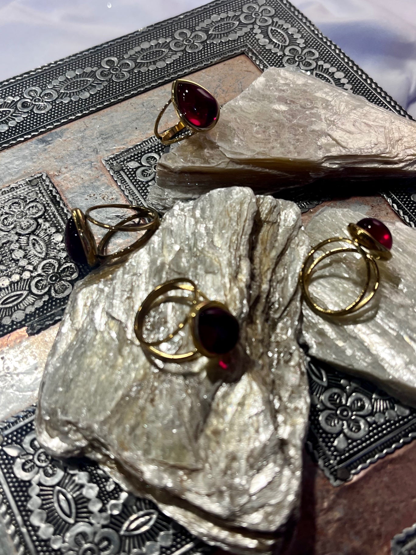 Garnet Ring – Gold Stainless Steel 