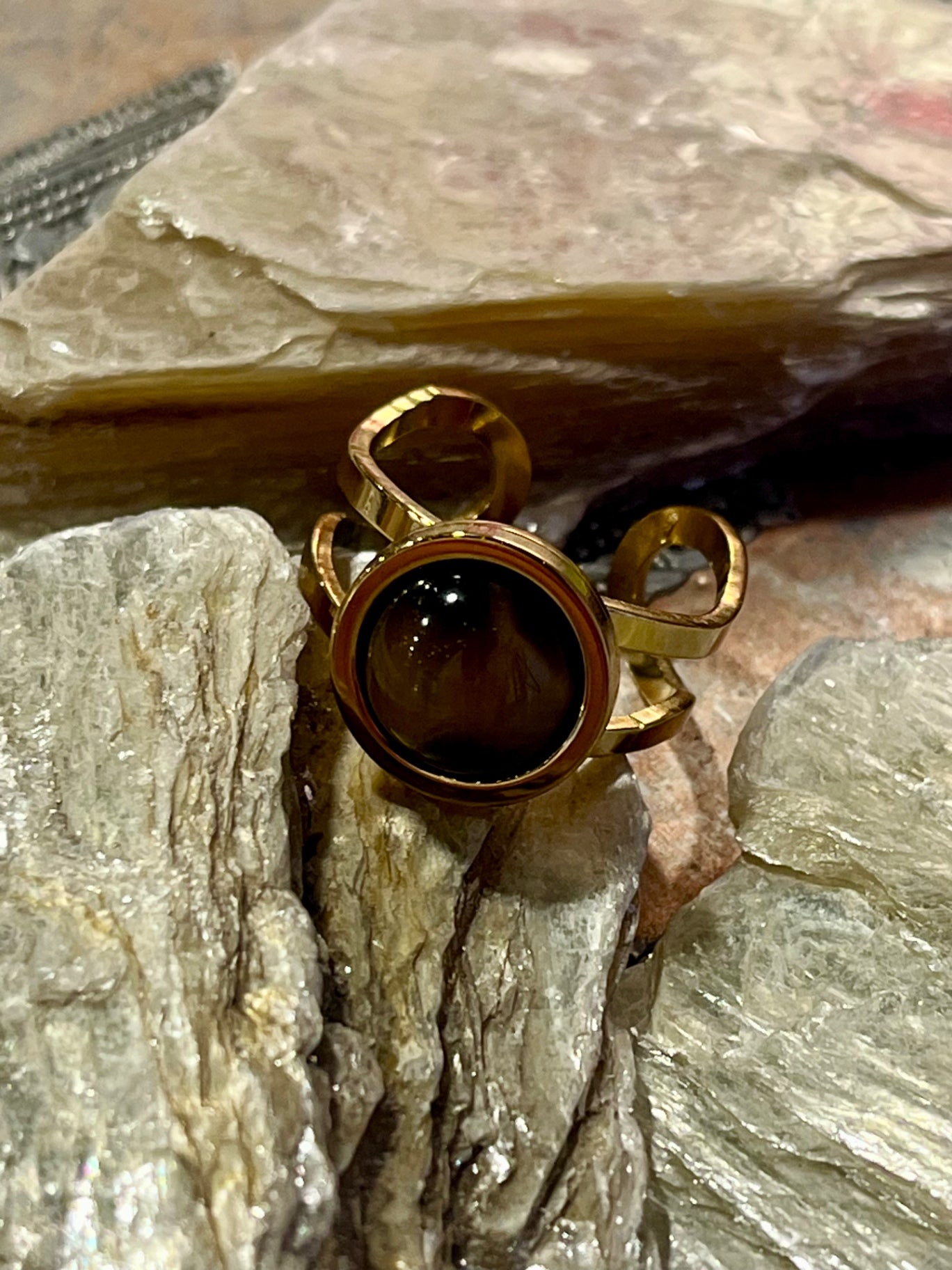 Tiger’s Eye Ring – Gold Stainless Steel 