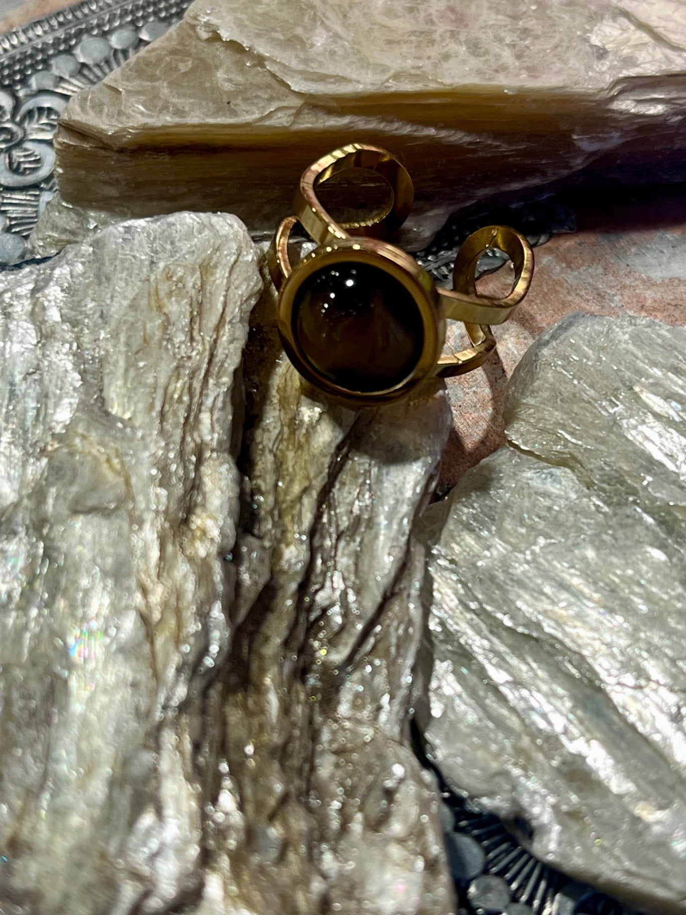 Tiger’s Eye Ring – Gold Stainless Steel 