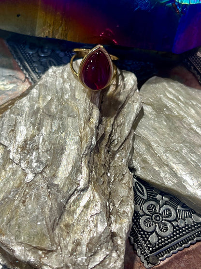 Garnet Ring – Gold Stainless Steel 