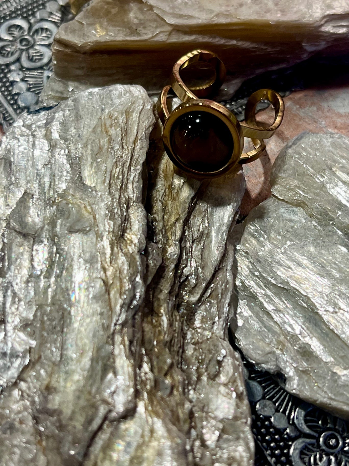 Tiger’s Eye Ring – Gold Stainless Steel 