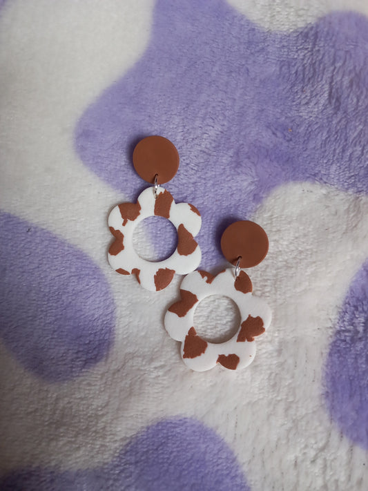 Textured cow print daisy earrings