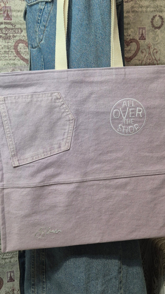 Light tote bag