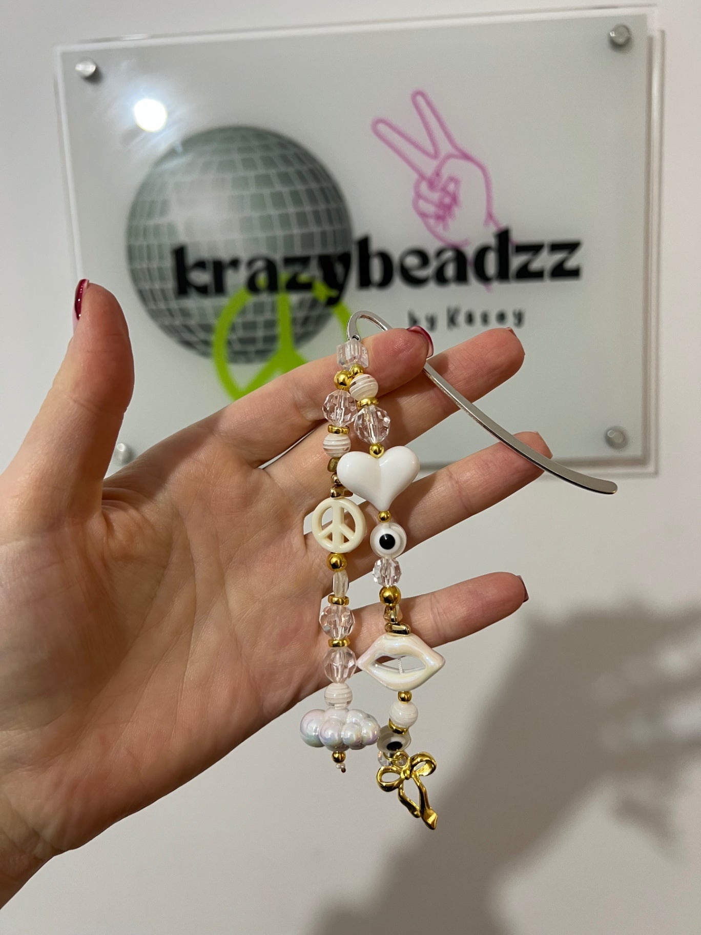 Timeless book mark - white