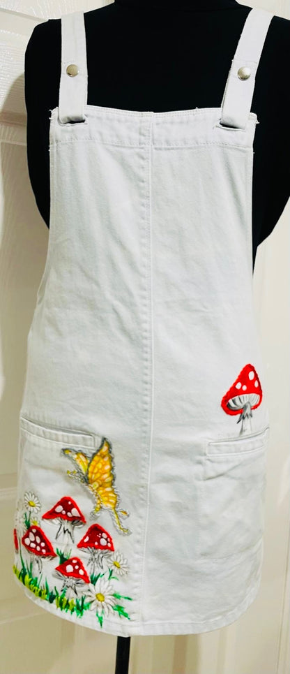 Toadstool pinafore 