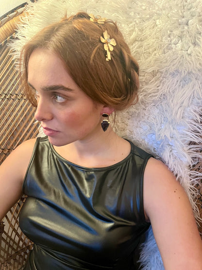 Golden Bloom Hair Clip – Floral Crystal Hair Accessory