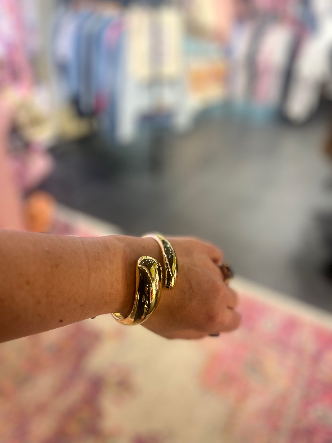 Lunar Melt Gold Cuff Bracelet – Sculpted Statement Bangle