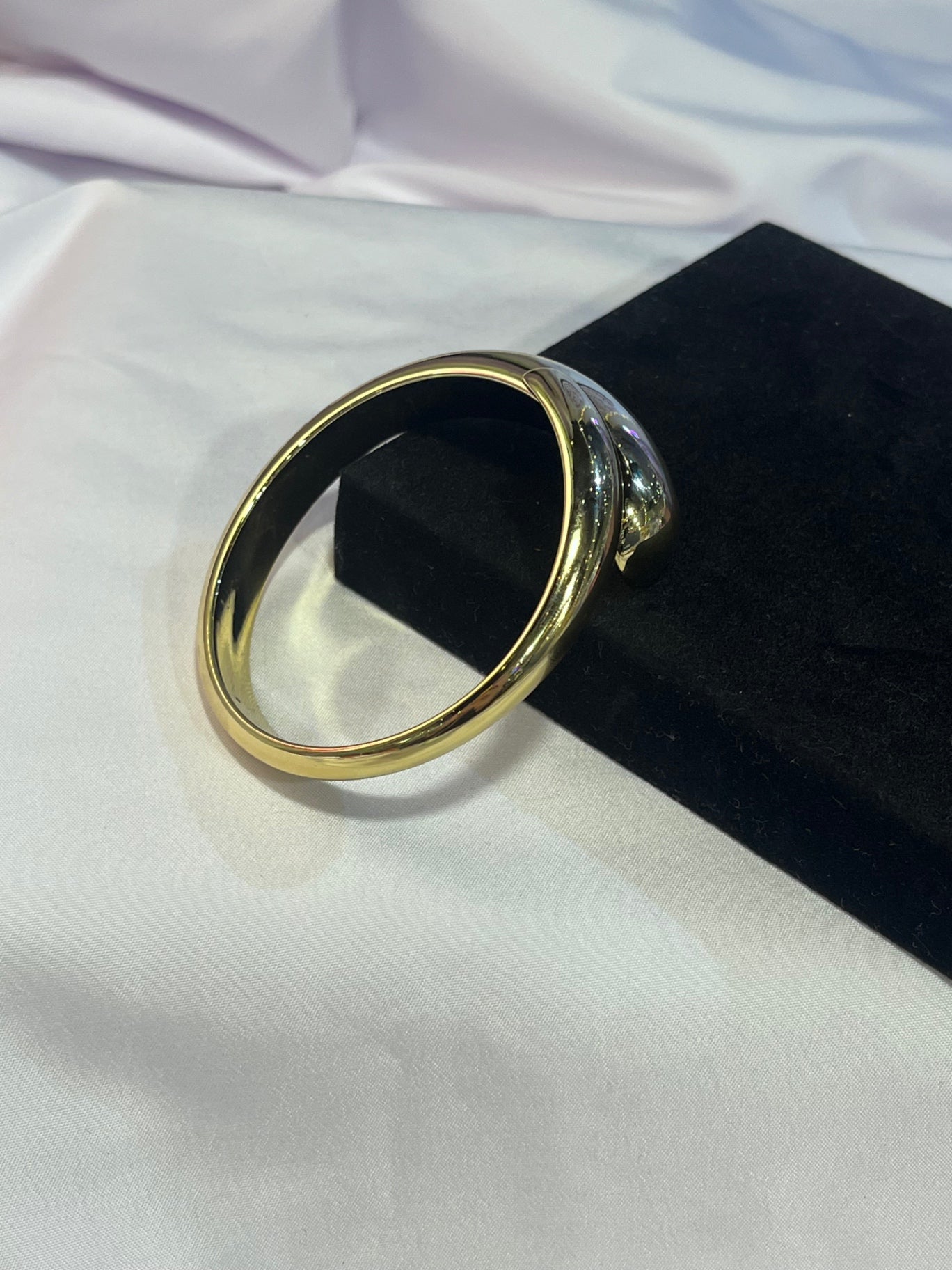 Lunar Melt Gold Cuff Bracelet – Sculpted Statement Bangle