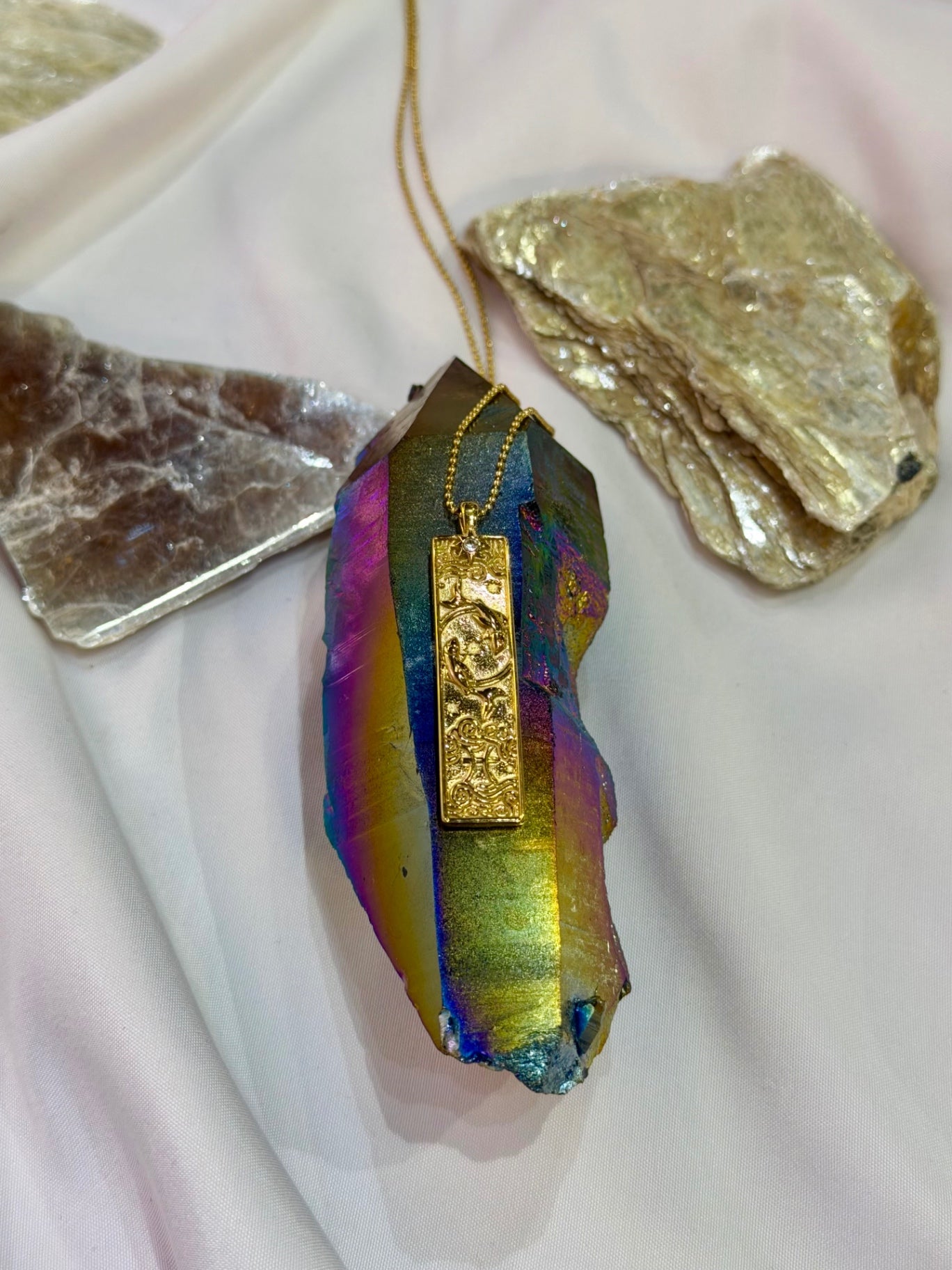 Pisces Zodiac Amulet Necklace Gold Waterproof Stainless Steel