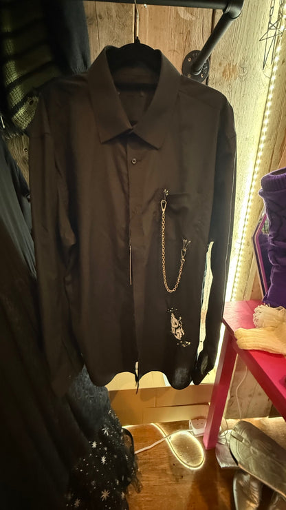 Gothic shirt with chain