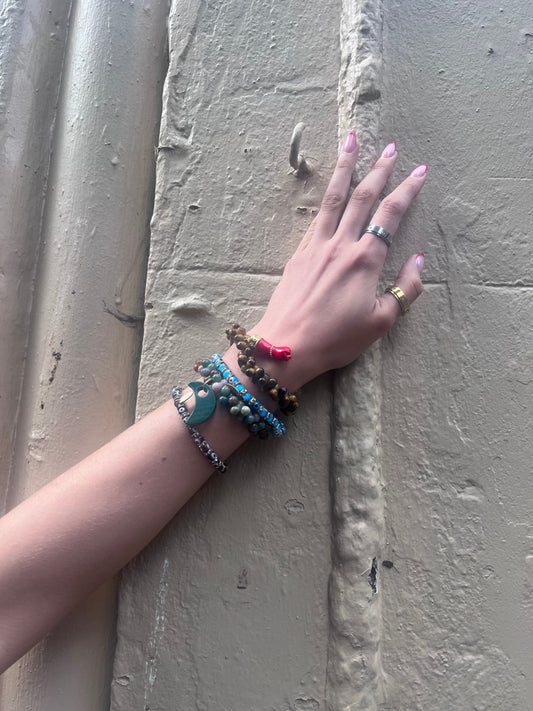 Green Aventurine Crescent Moon Bracelet – Abundance, Grounding & Growth Energy