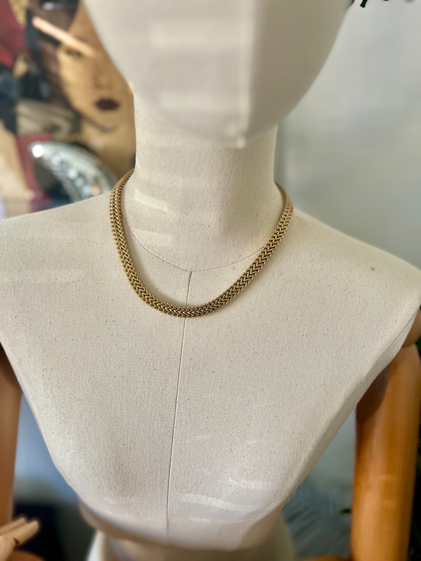 CHUNKY GOLD STAINLESS STEEL NECKLACE