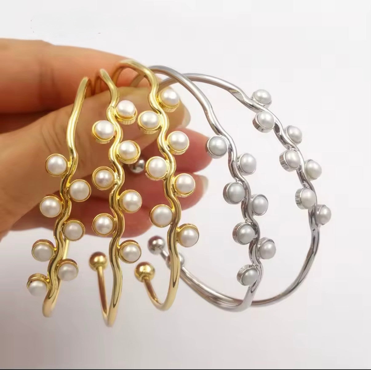 🌊 Silver Freshwater Pearl Adjustable Cuff Bracelet