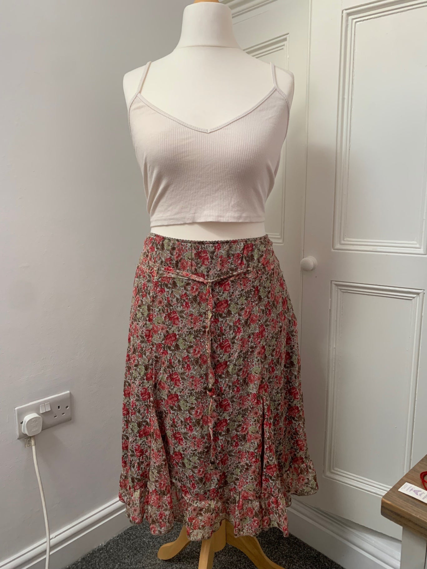vintage green & pink floral skirt 