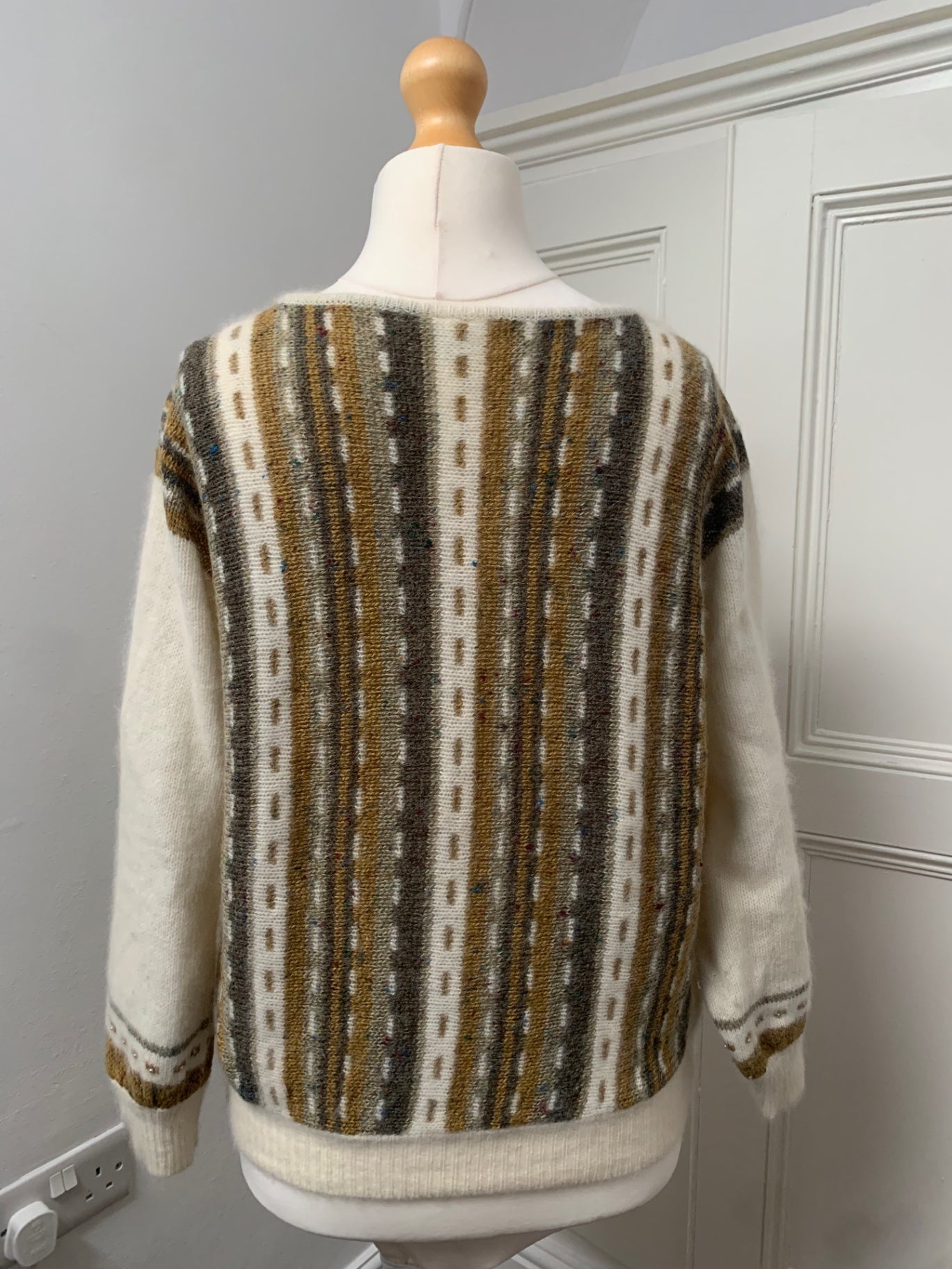 vintage cream jumper 