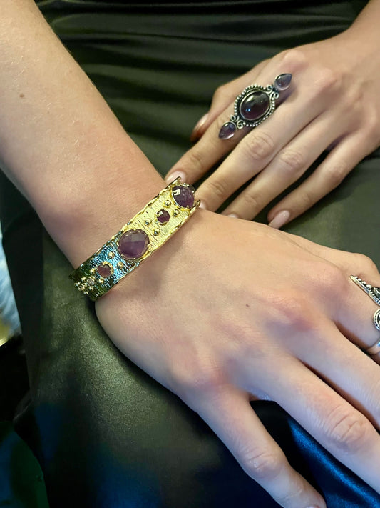 Temple Cuff Bracelet – Amethyst & Molten Gold
