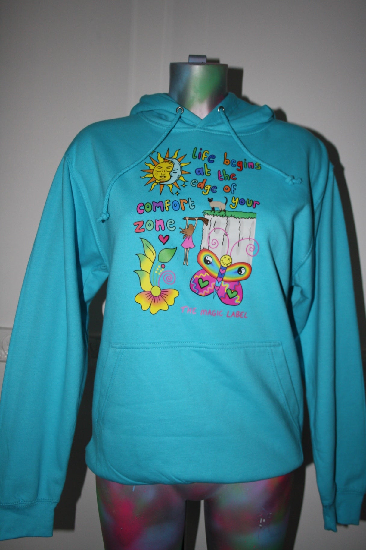 Comfort zone hoodie - THE MAGIC LABEL