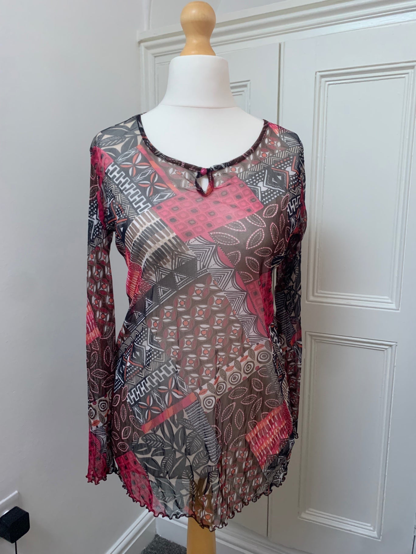 geometric mesh daxon top 