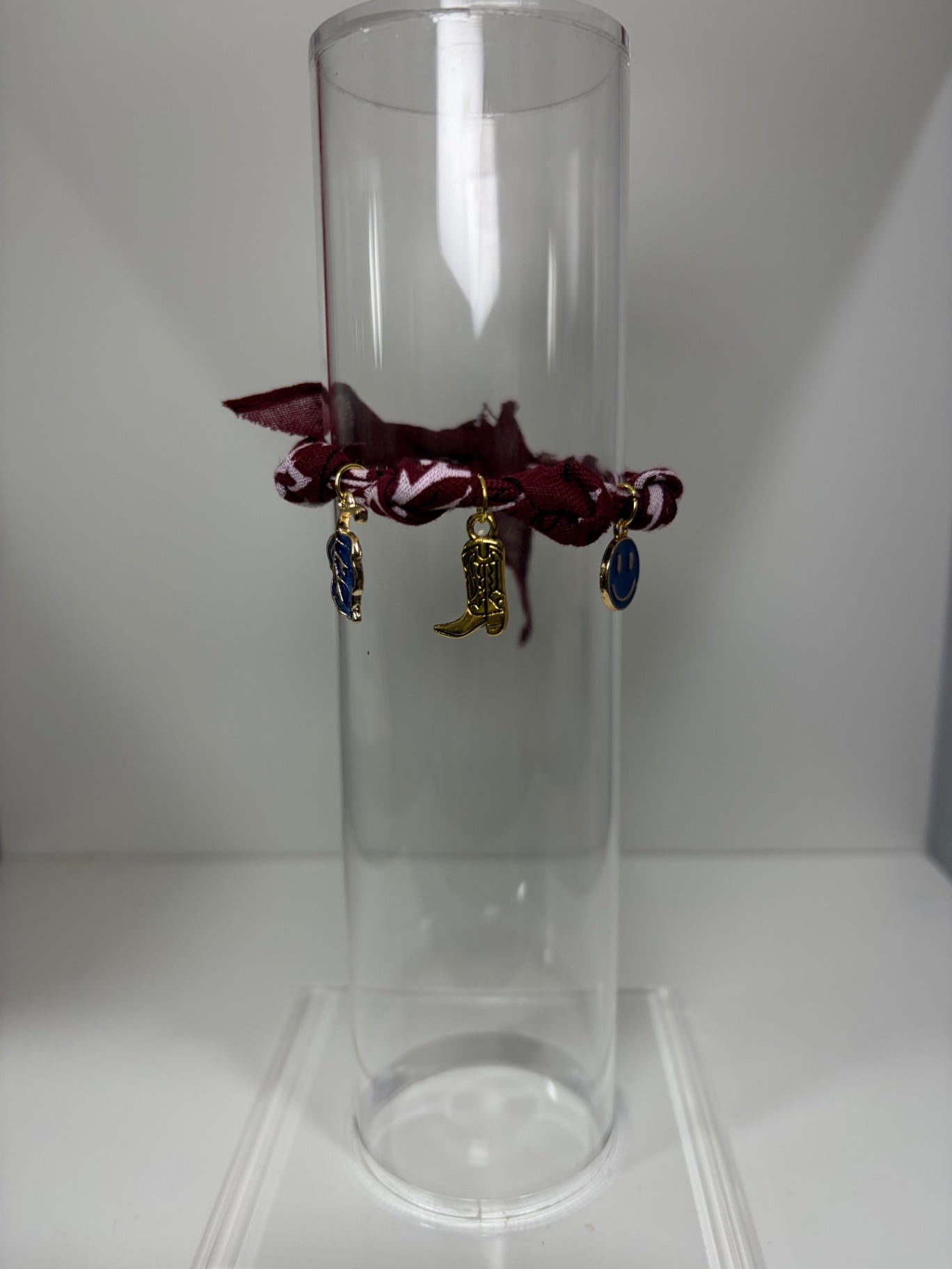 Bandana charm bracelet 