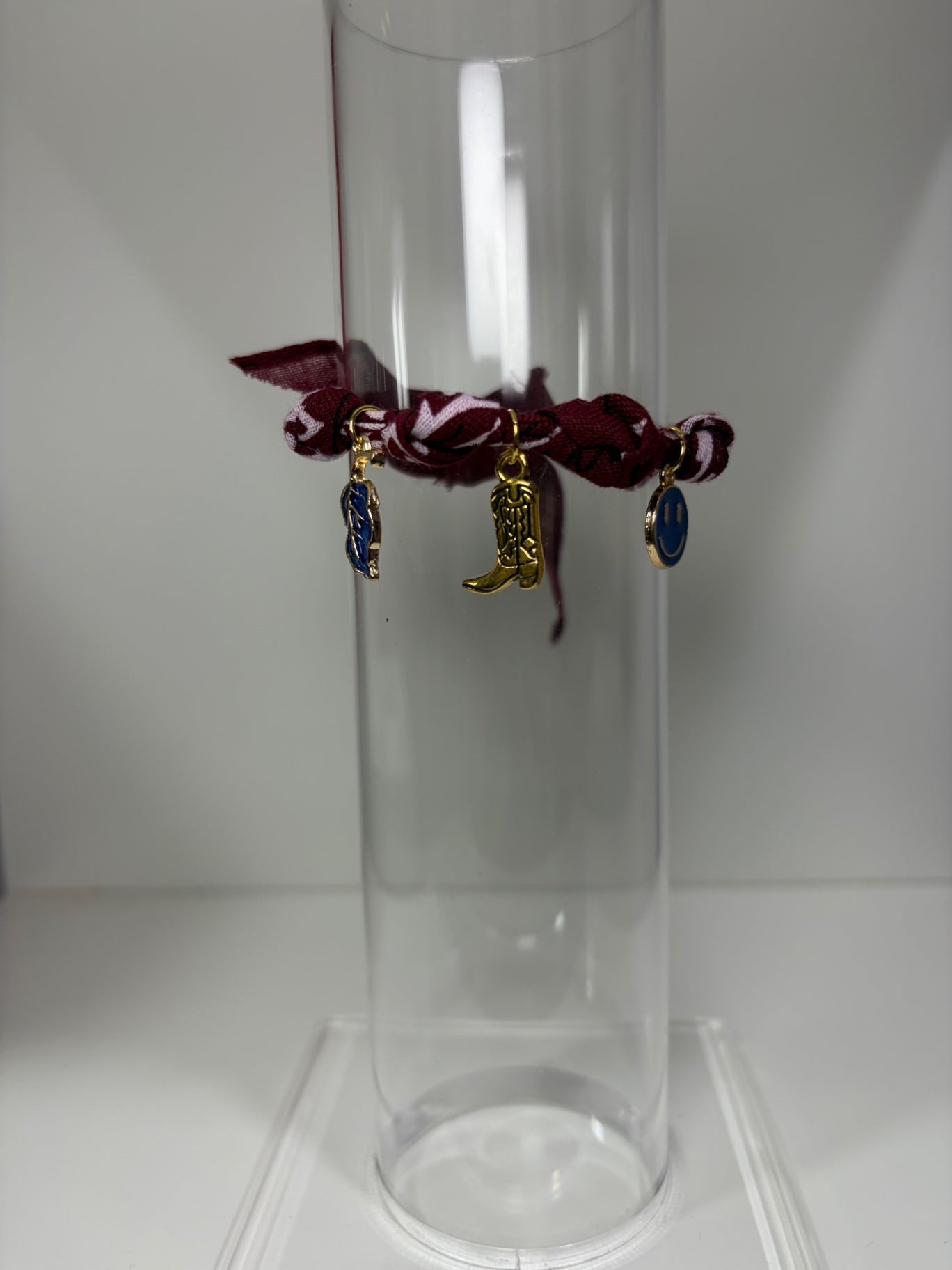 Bandana charm bracelet 