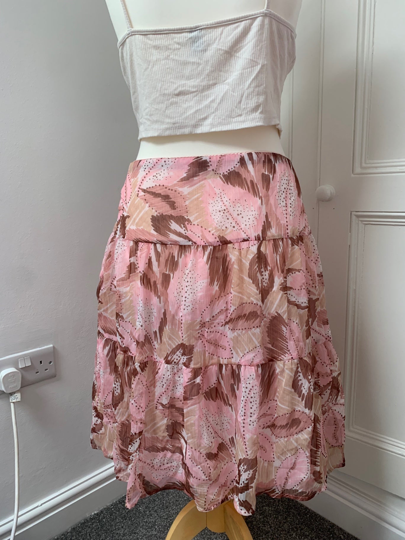 pink & brown leaf skirt 