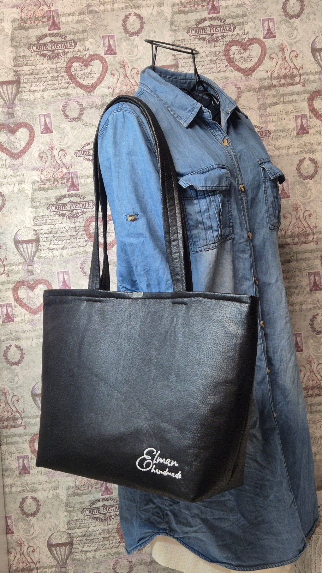 Black tote