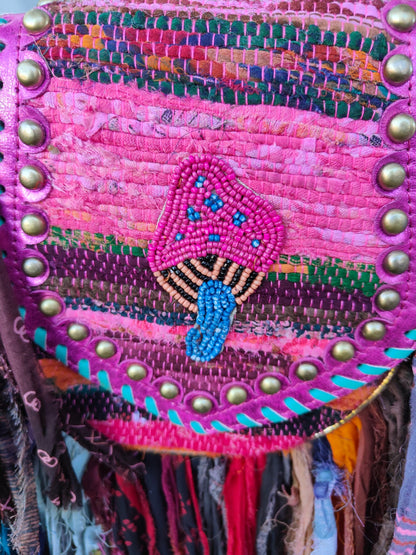 Frill sari body cross mini bag - shroom/ eye/peace/sunset