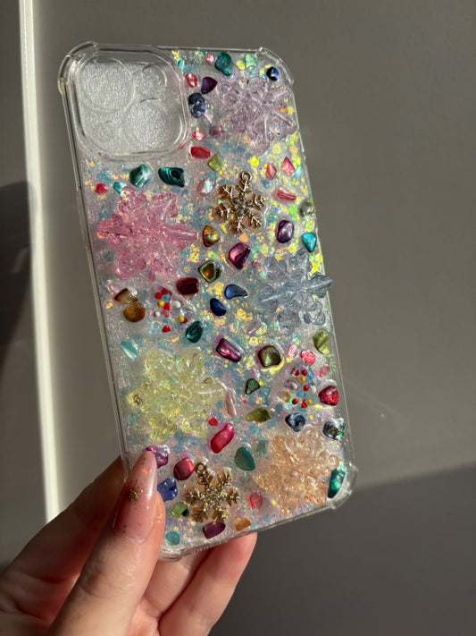 Crystal Snowflake Phone Case - IPhone 14 Plus and 15 plus ❄️