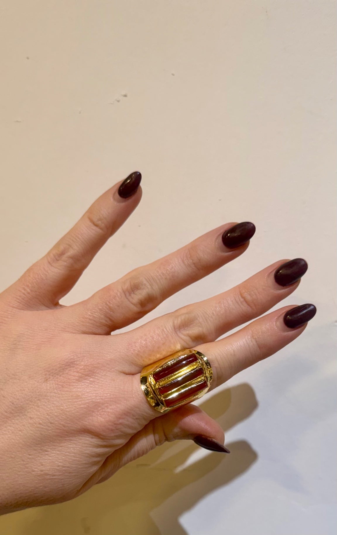 Red Agate Pillar Ring 