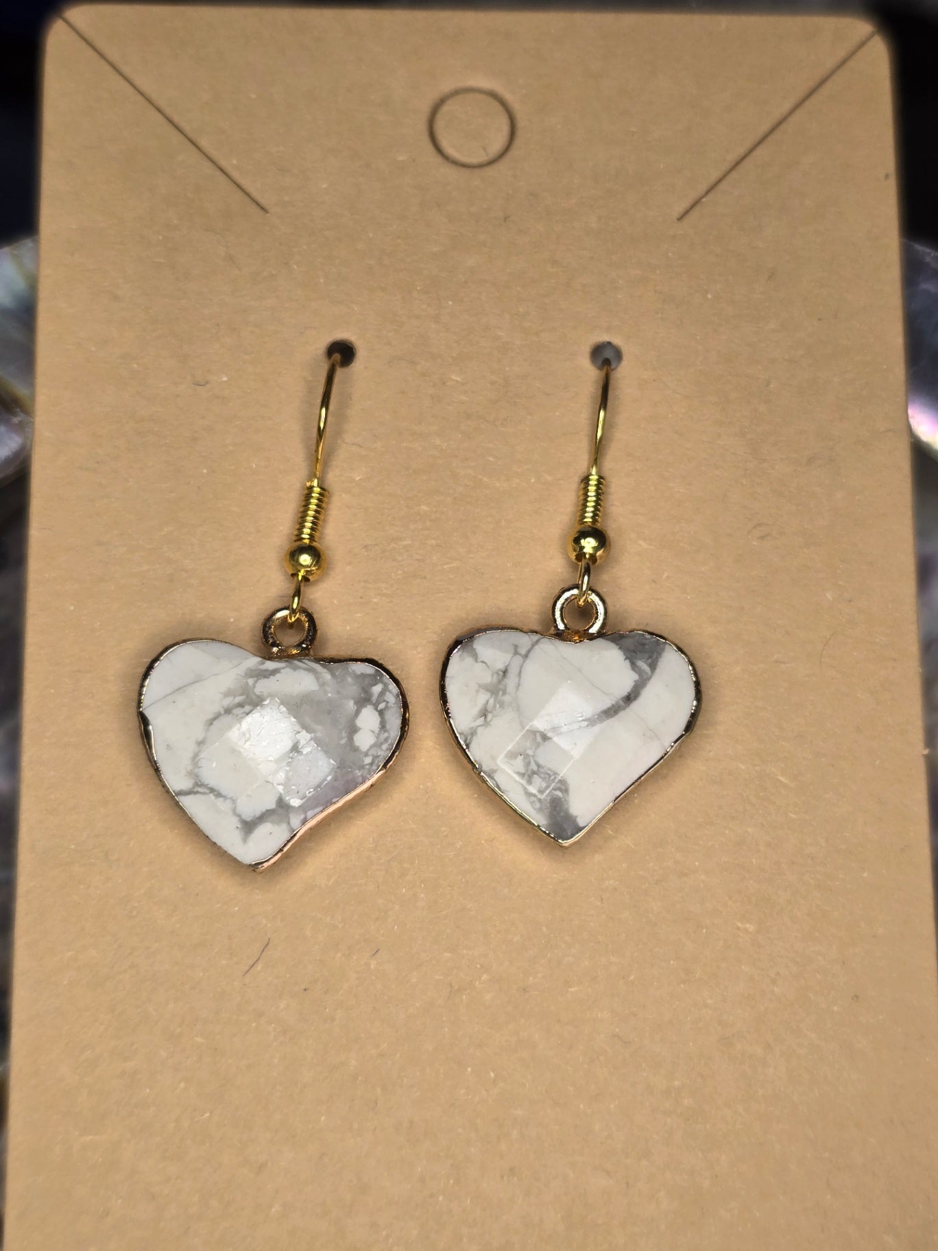 Howlite heart earringsv
