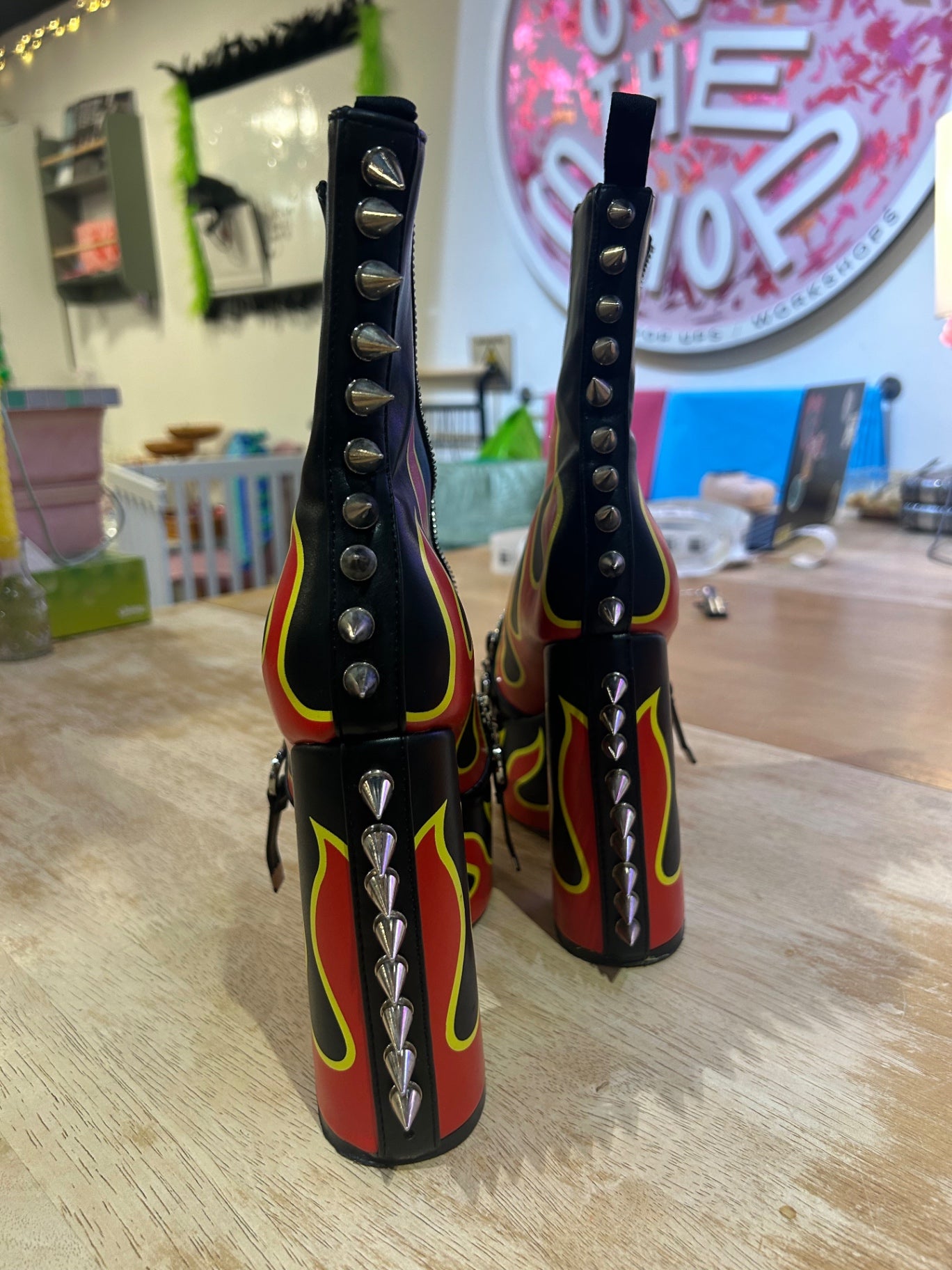 Spike Flame Platforms