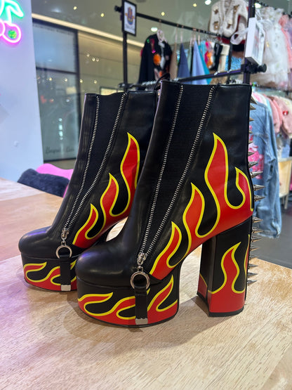 Spike Flame Platforms