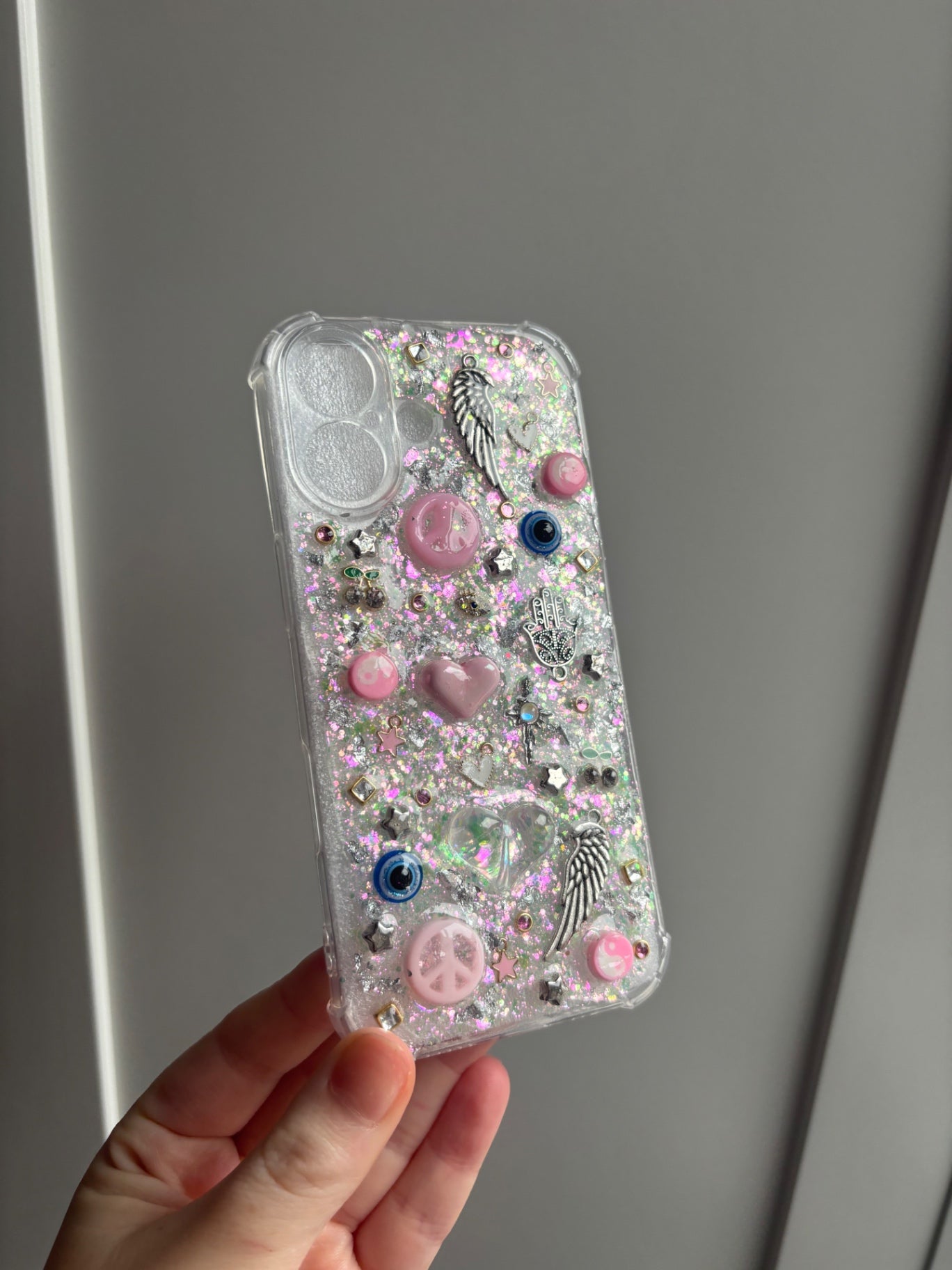 Funky phone case - IPhone 17🌈