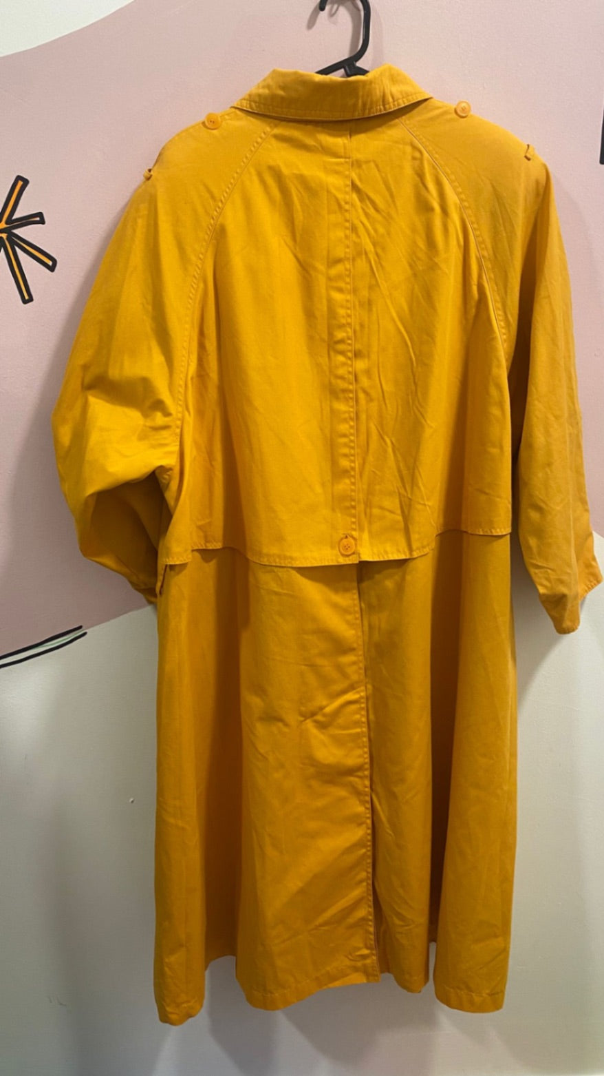 Vintage Yellow Mac
