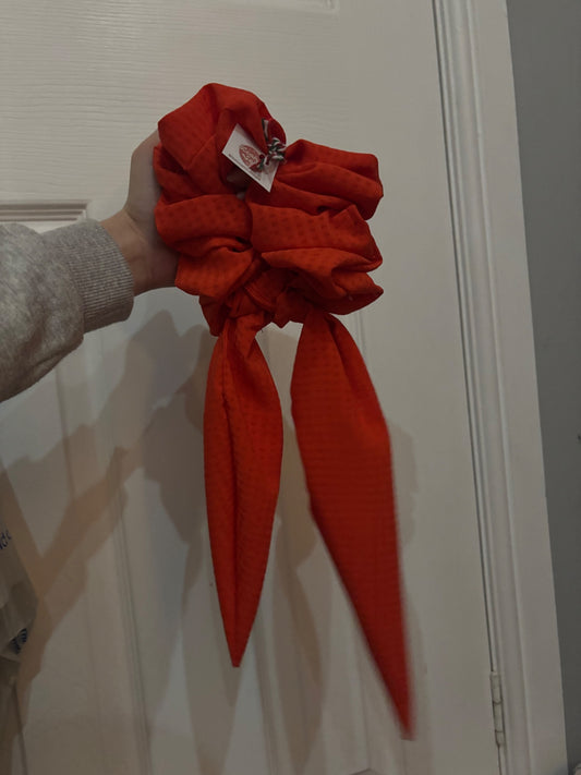 Red Giant scrunchie 