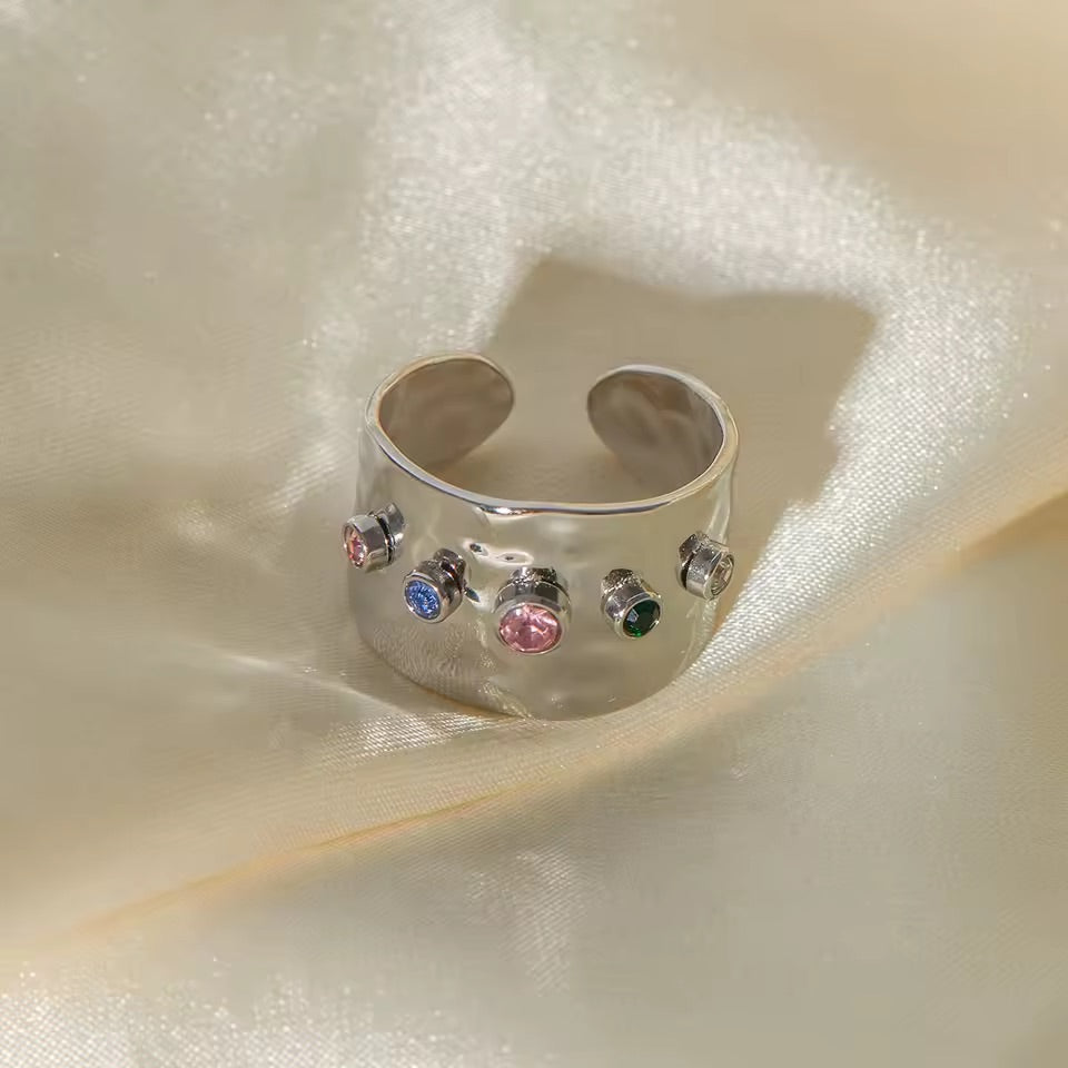 Silver Jewell stainless steel ring Size 7