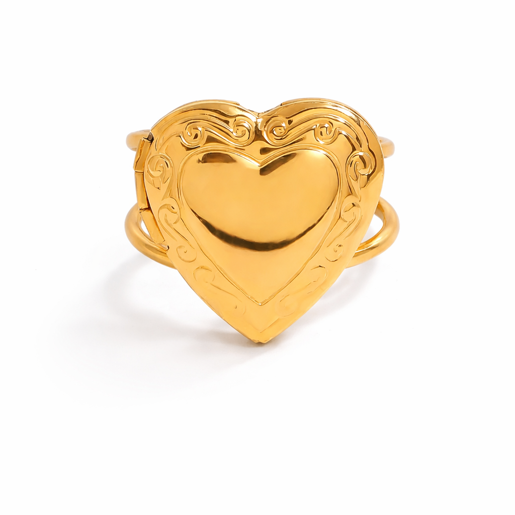 Valentine Sacred Heart Locket Ring Gold