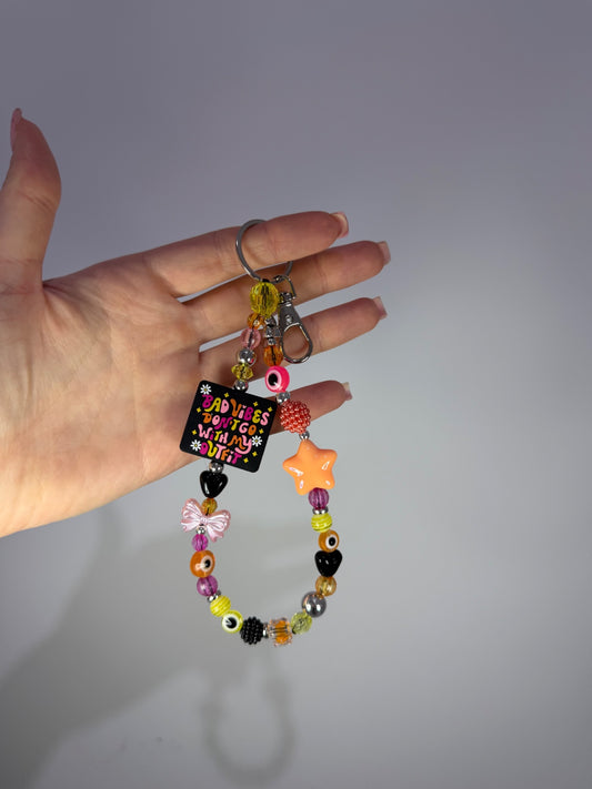 Bad vibes don’t go with my outfit Keyring - silver 
