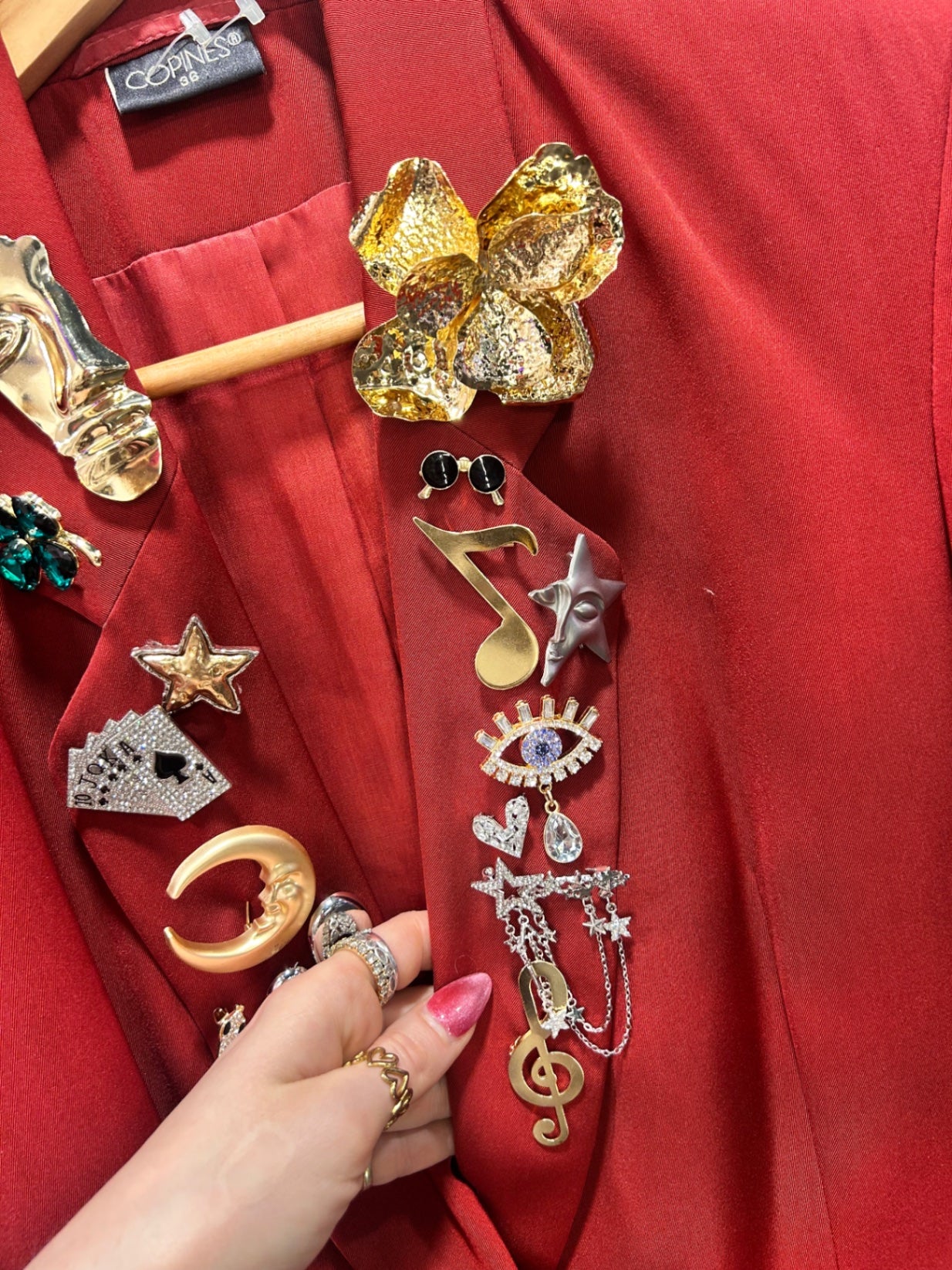 Reworked Vintage Blazer with Brooches