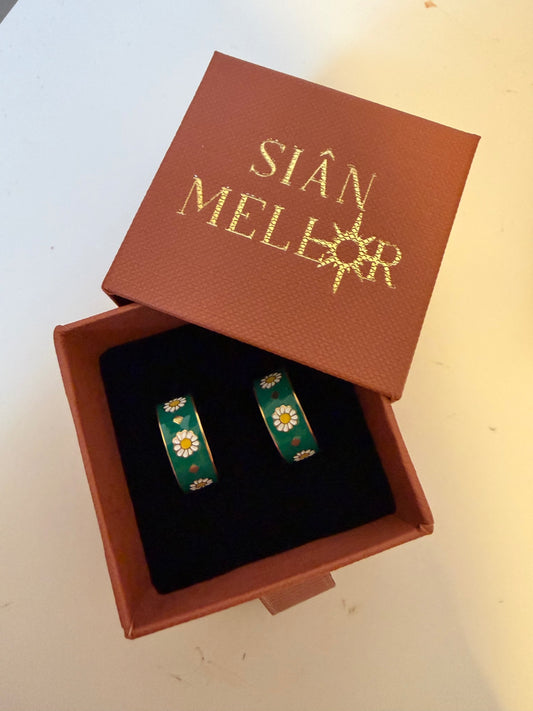 Green flower hoop earrings silver 