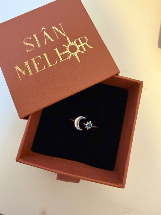 Moon and star ring silver