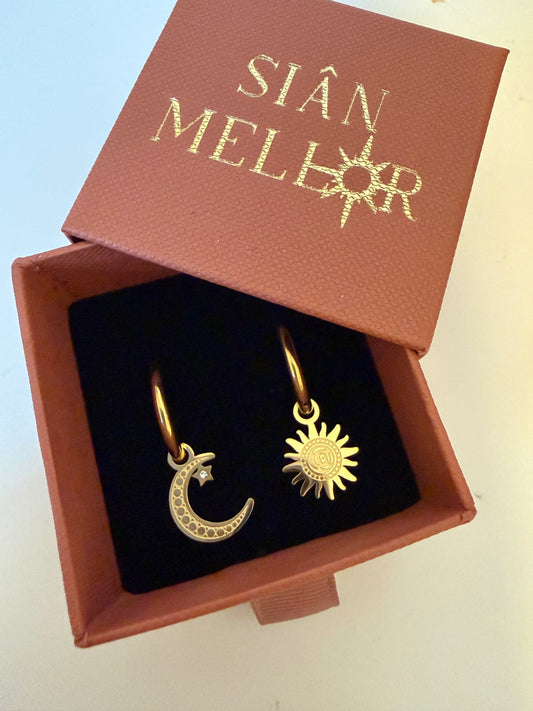 Moon and star patterned hoop earrings 
