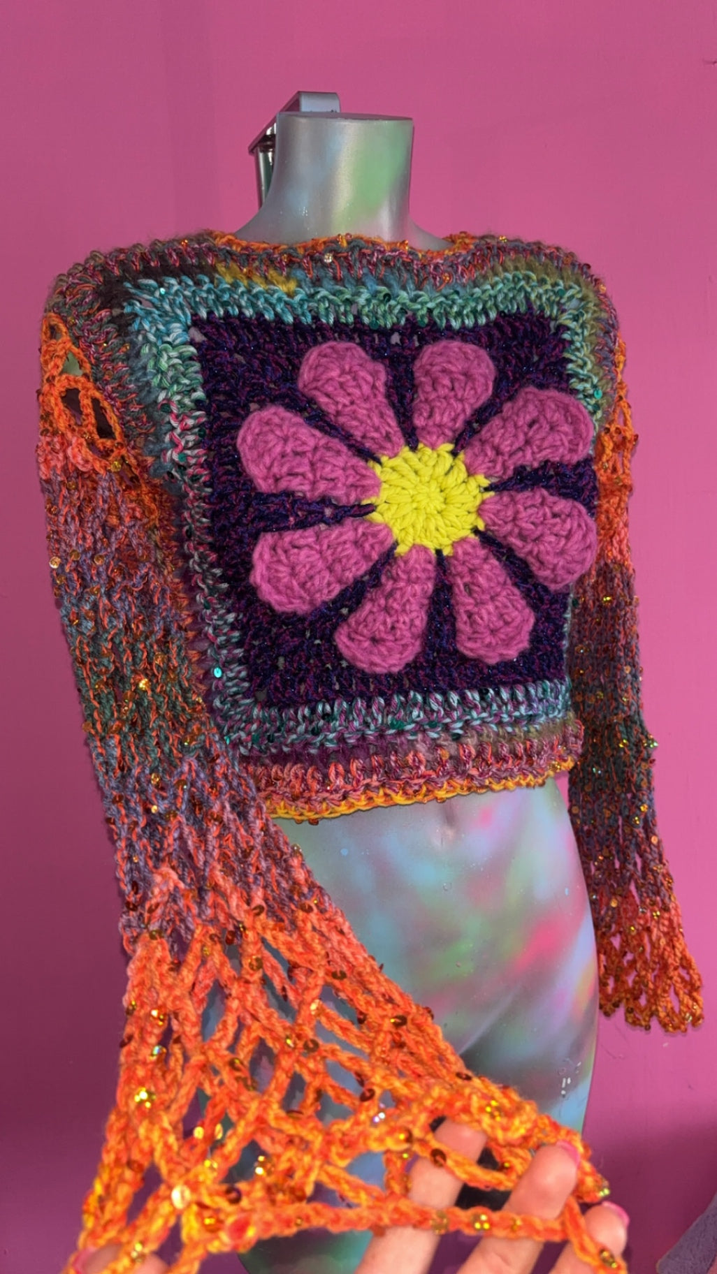 Crochet flower top Size M - THE MAGIC LABEL